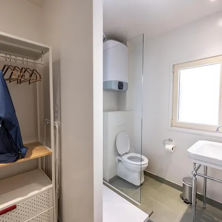 3 Mn De Monaco - Joli Deux Pièces Rénové - Ep Appartamento *