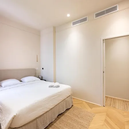 3 Mn De Monaco - Joli Deux Pièces Rénové - Ep Appartamento